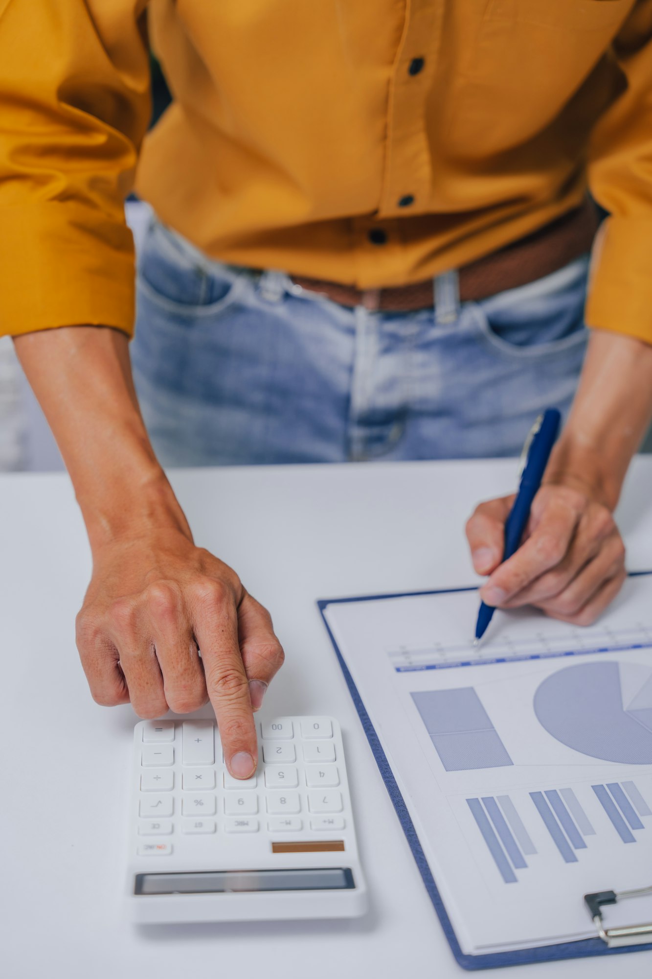 Young Serious asia people bookkeeper doing bookkeeping entrepreneur small business owner accountant